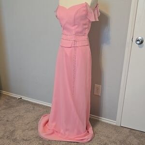 Elegant Pink Evening Gown